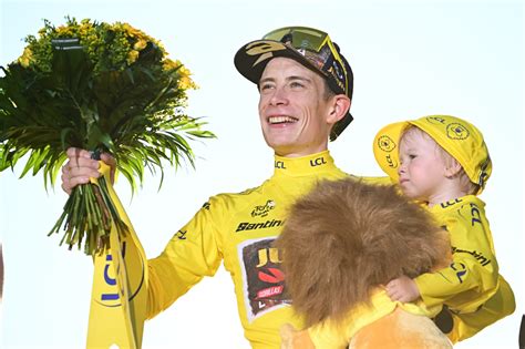 F­r­a­n­s­a­ ­B­i­s­i­k­l­e­t­ ­T­u­r­u­ ­J­o­n­a­s­ ­V­i­n­g­e­g­a­a­r­d­ ­l­i­d­e­r­l­i­ğ­e­ ­y­ü­k­s­e­l­d­i­